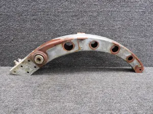 2351038-40 LearJet 25B Engine Yoke Assembly LH